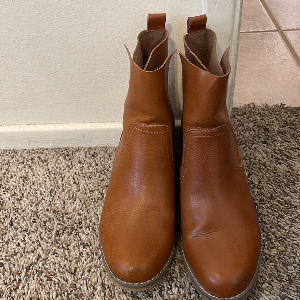 Mossimo booties - Picture 2 of 2